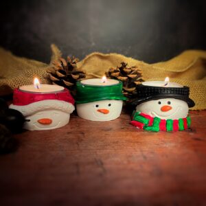 3 snowmen tealight candles